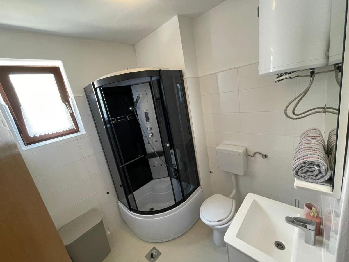 Apartments Fratelli Малинска Экстерьер фото