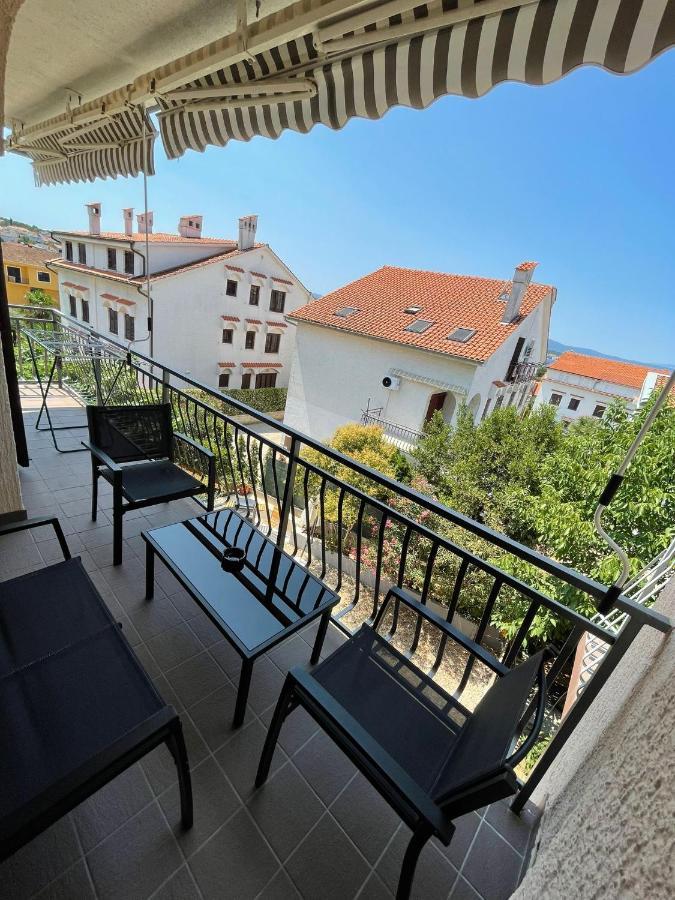 Apartments Fratelli Малинска Экстерьер фото