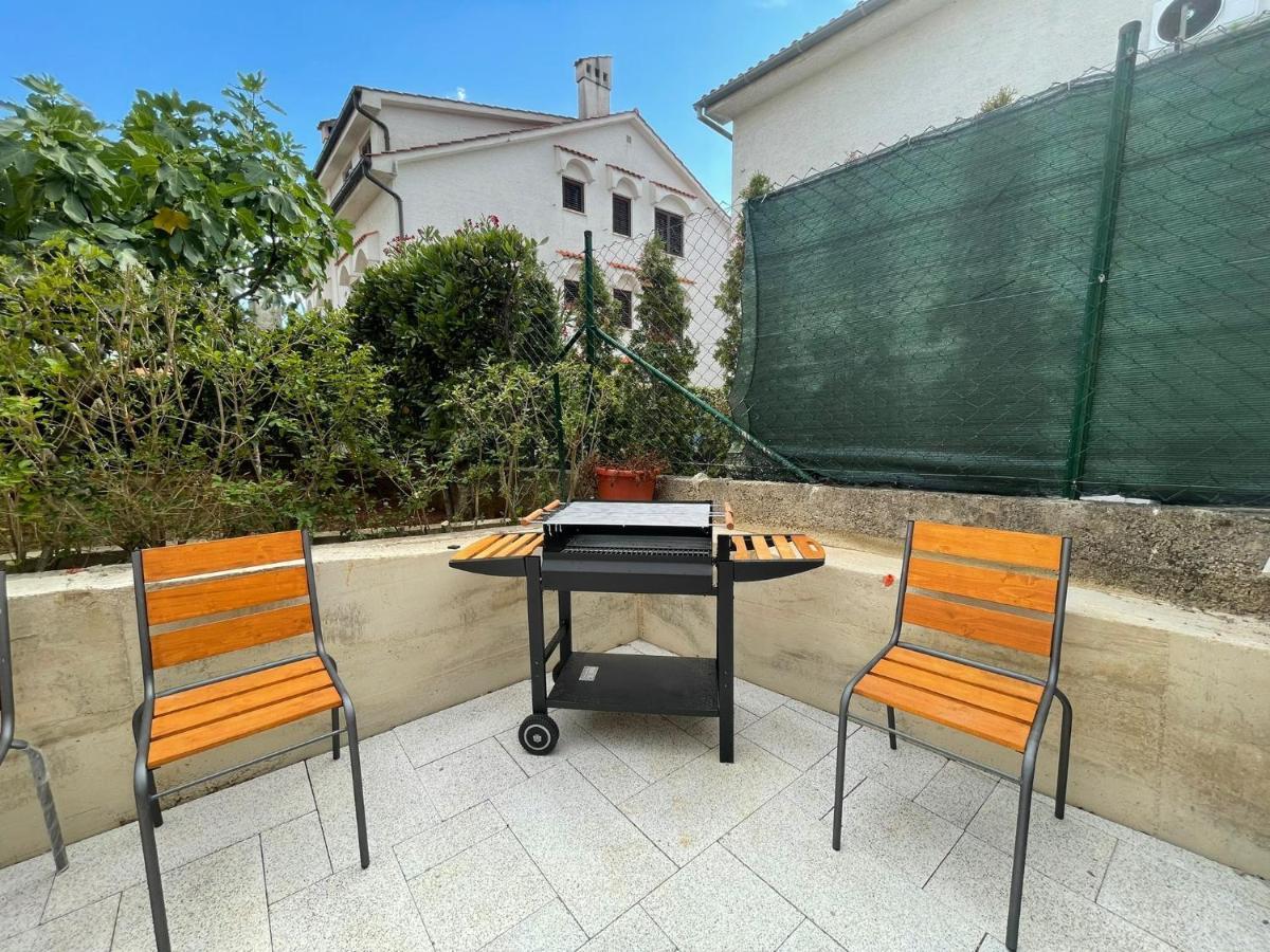 Apartments Fratelli Малинска Экстерьер фото