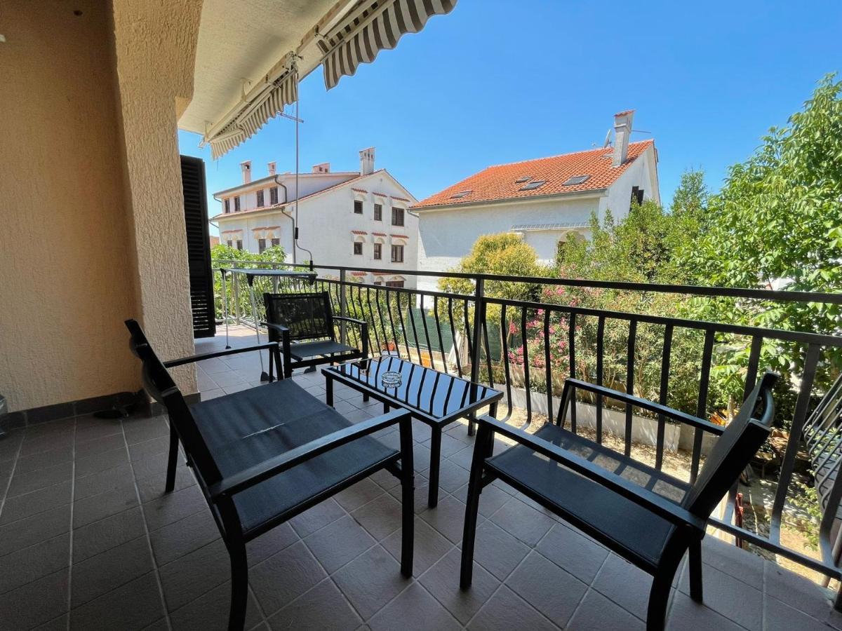 Apartments Fratelli Малинска Экстерьер фото